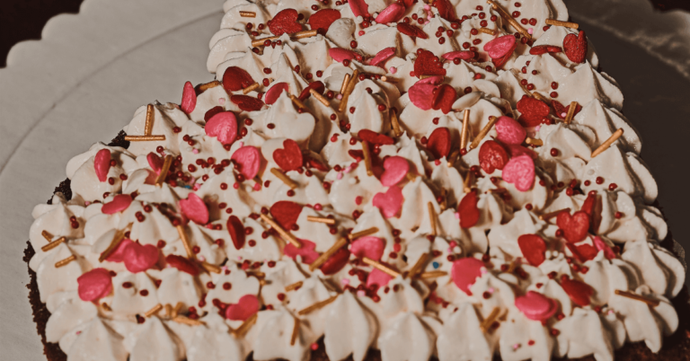 Making a Heart Cake from a Circle