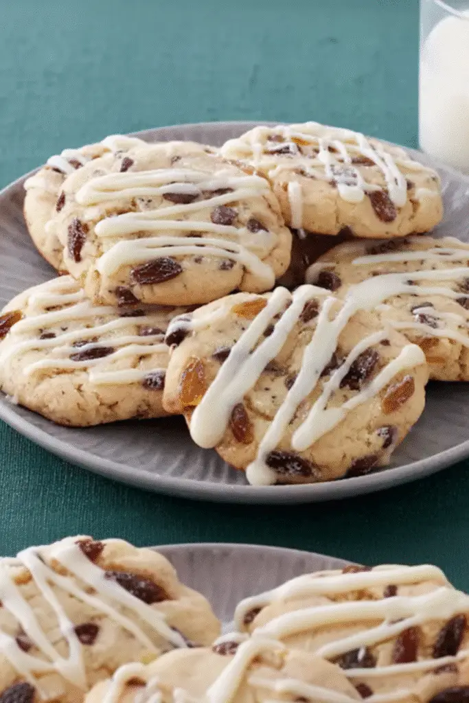 Giada's Dried Cherry and Almond Cookies