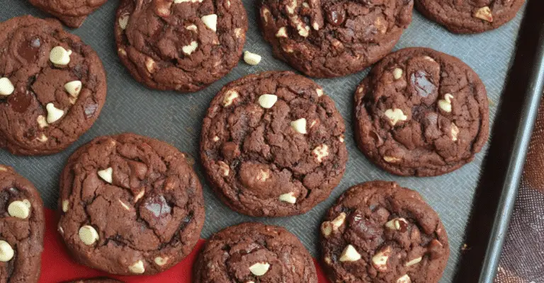 triple chocolate cookies