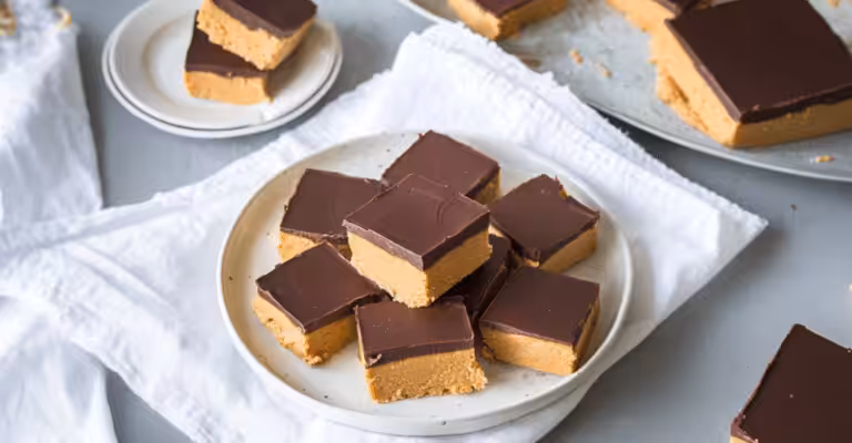 No-Bake Peanut Butter Bars: Easy, Creamy, and Irresistible