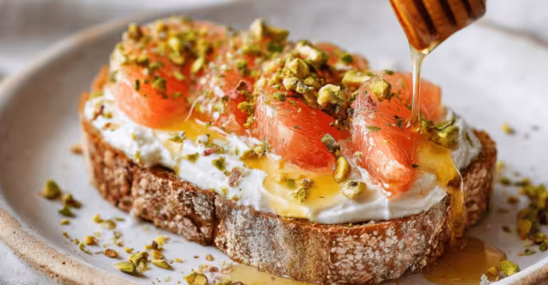 Fresh Fruit and Honey Ricotta Toast: A Bright, Creamy Breakfast Delight