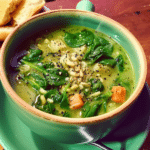 Spinach Soup: A Hearty and Healthy Recipe for 6 Servings